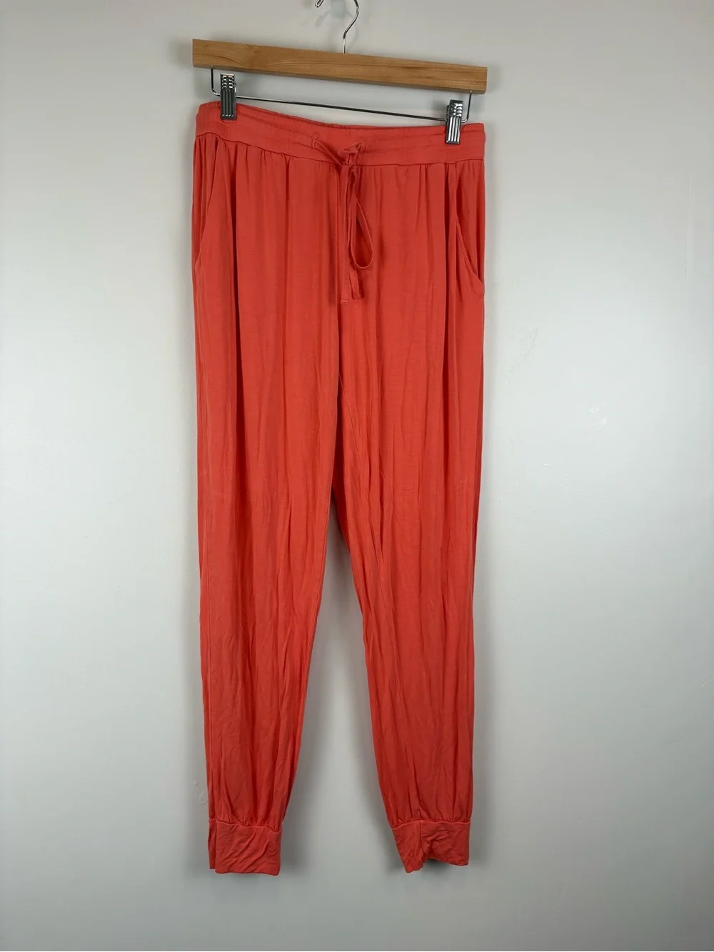 Kindred Bravely SMALL Coral High Waist Everyday Lounge Joggers Maternity Womens